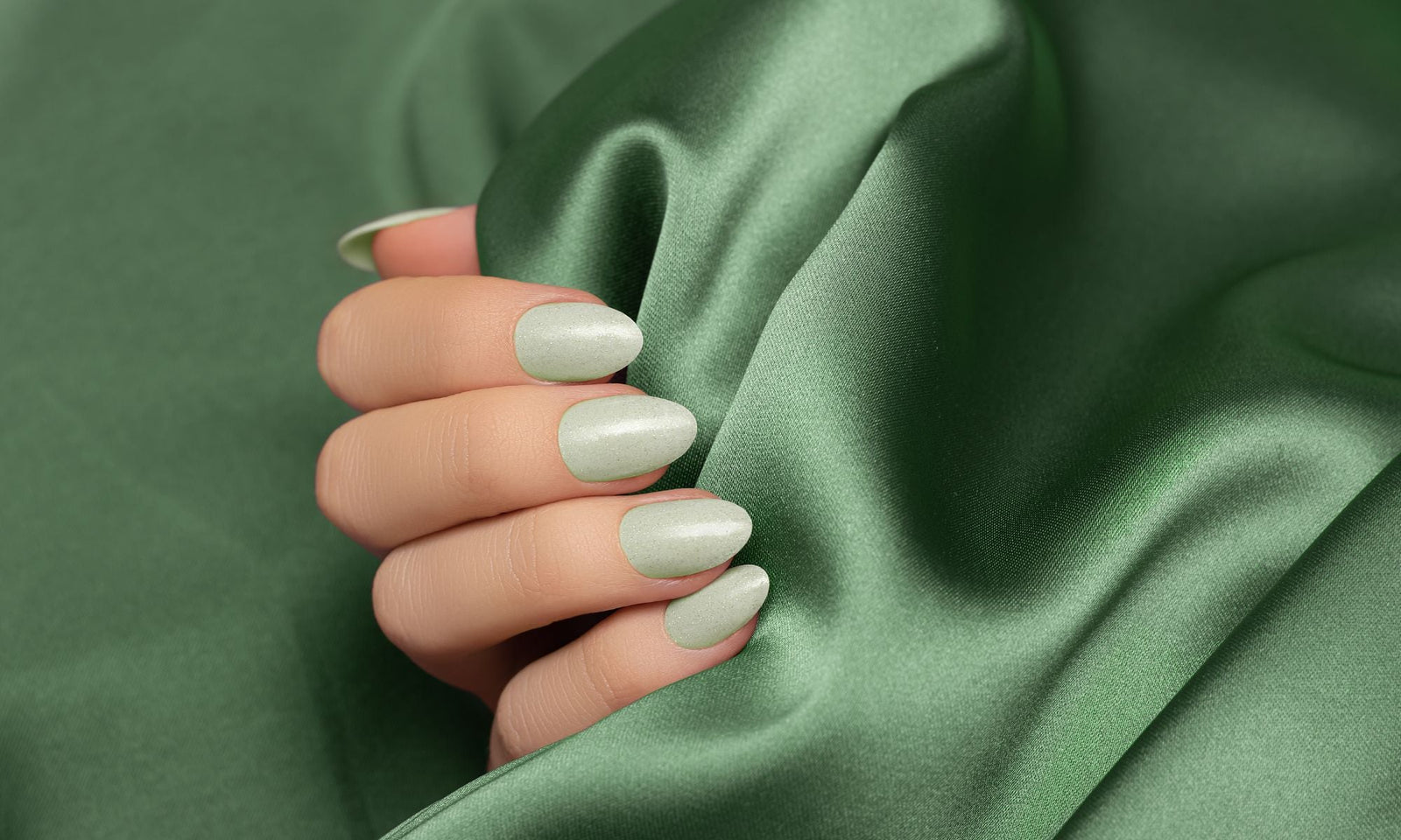 So einfach war Nageldesign noch nie: In 30 Minuten zur perfekten Maniküre