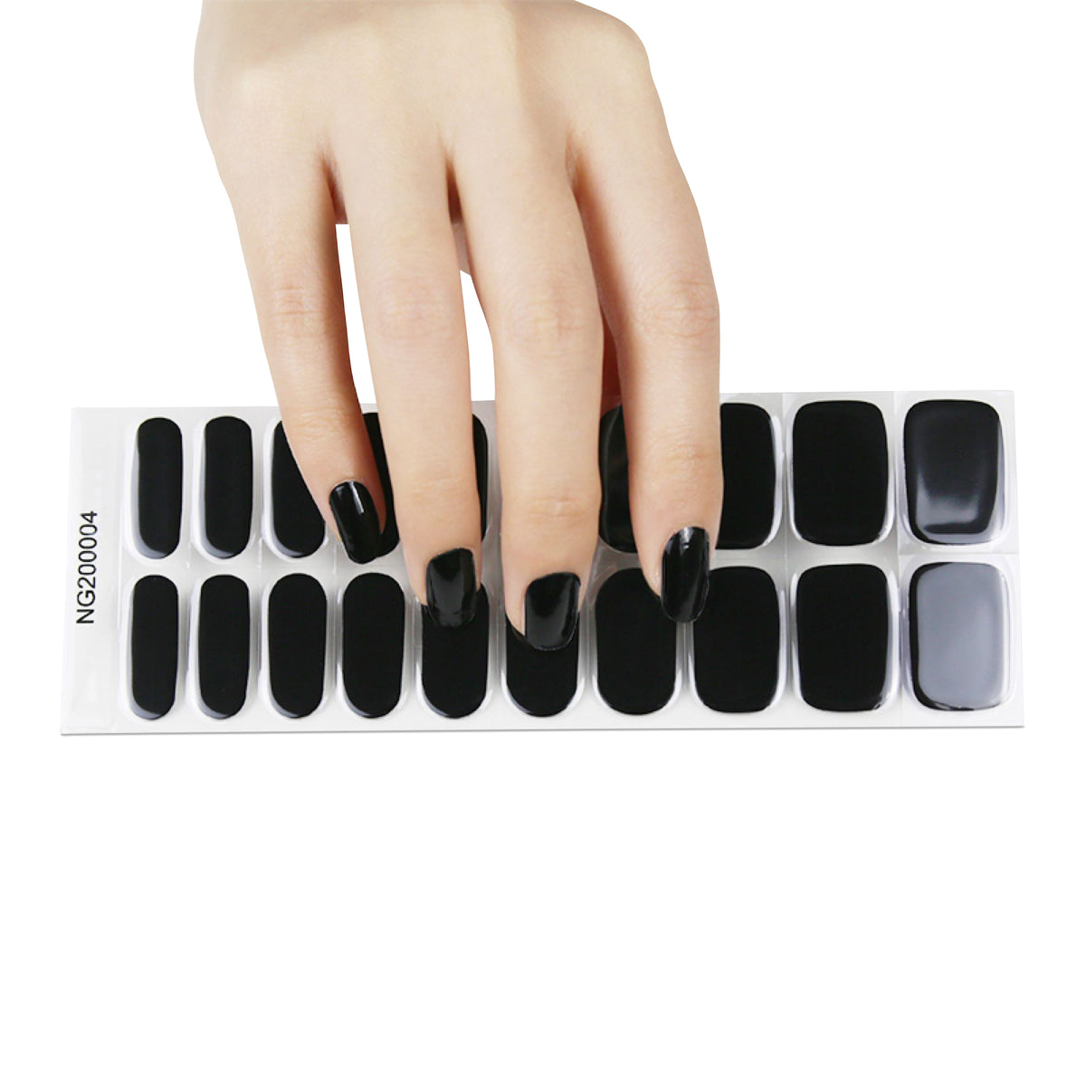 Maniküre mit Gel-Stripes - Deep Black 🖤